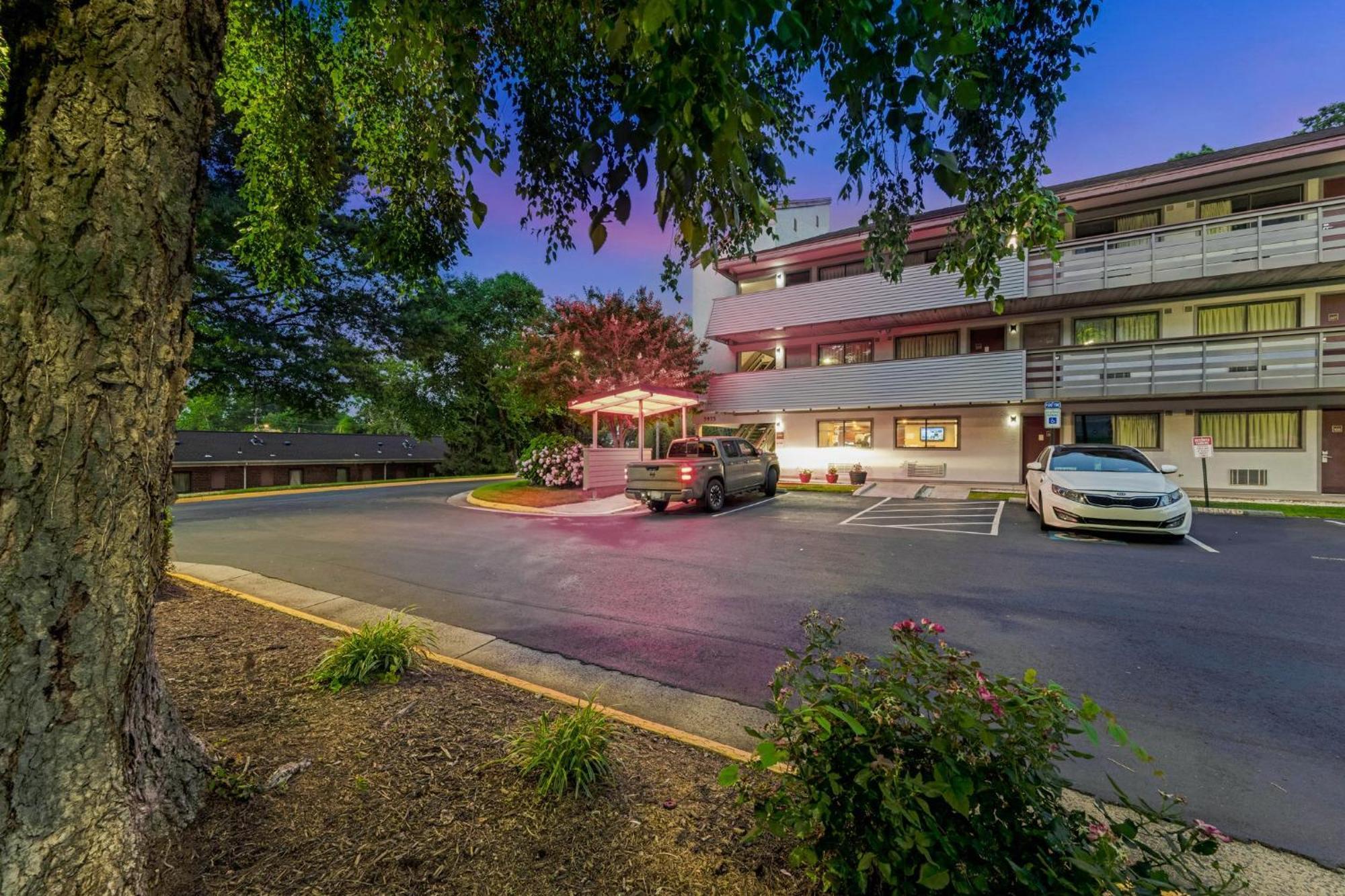 Red Roof Inn Plus+ Washington Dc - Alexandria Εξωτερικό φωτογραφία